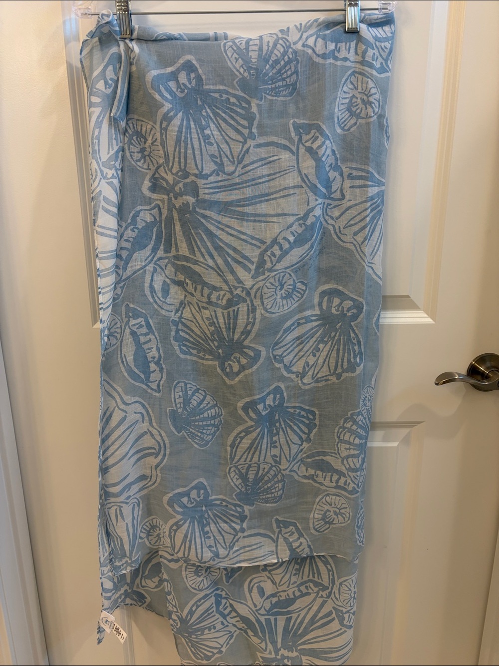 Sewing down south crown and ivy Light Blue Shell-Print Beach Sarong Wrap